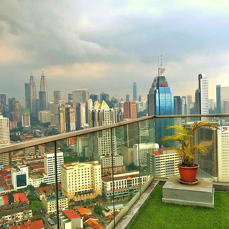 Penthouse On 34 - The Highest Unit And Best Views In Regalia & Private Rooftop Terrace Kuala Lumpur Kültér fotó