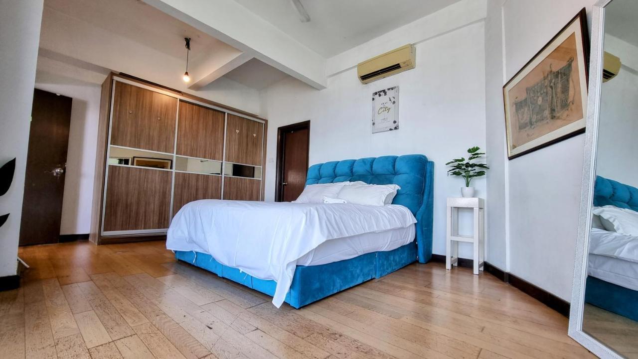 Penthouse On 34 - The Highest Unit And Best Views In Regalia & Private Rooftop Terrace Kuala Lumpur Kültér fotó