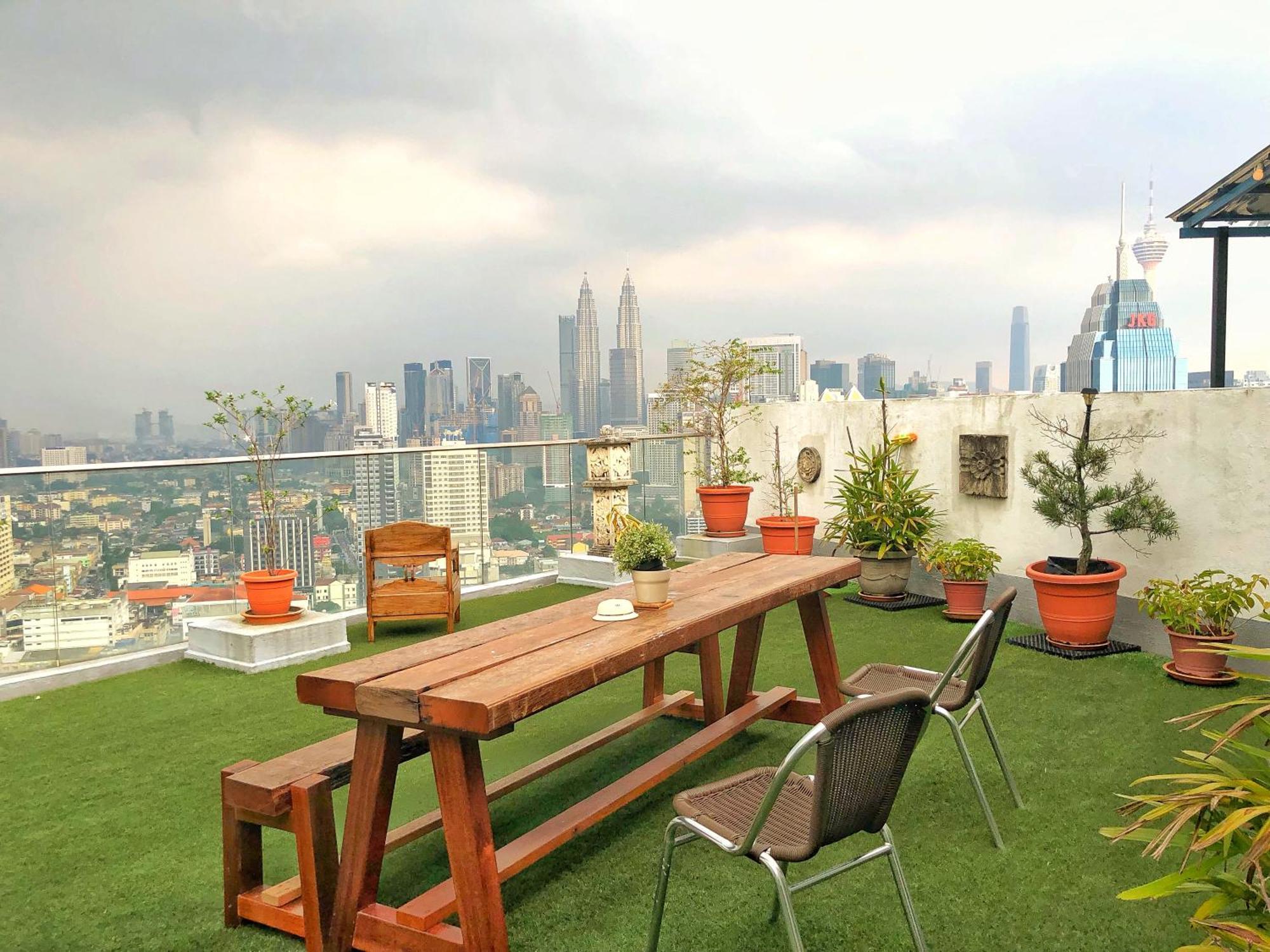 Penthouse On 34 - The Highest Unit And Best Views In Regalia & Private Rooftop Terrace Kuala Lumpur Kültér fotó